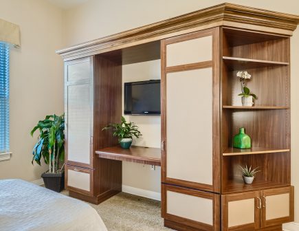 06 Primary Bedroom