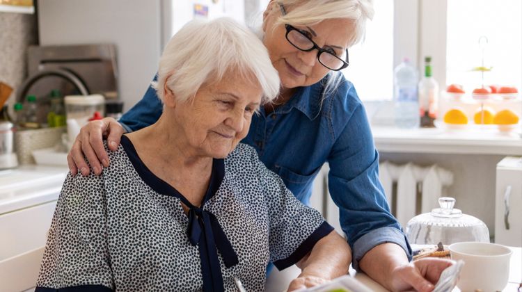 Listing questions before a senior living tour